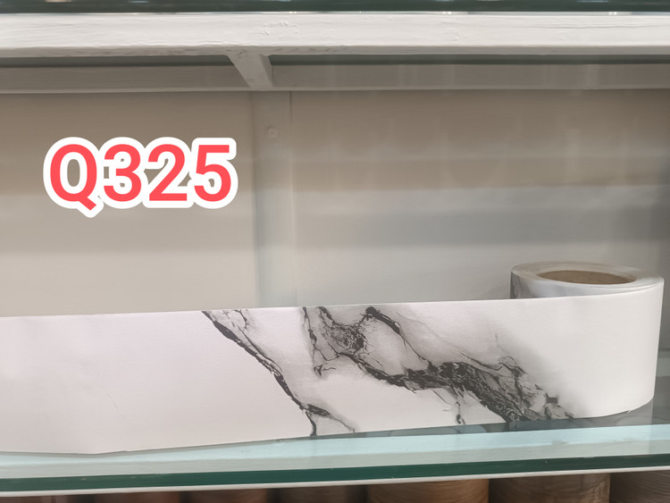 برچسب قرنیزی کد Q325 طرح سنگ مات سفید با رگه های مشکی