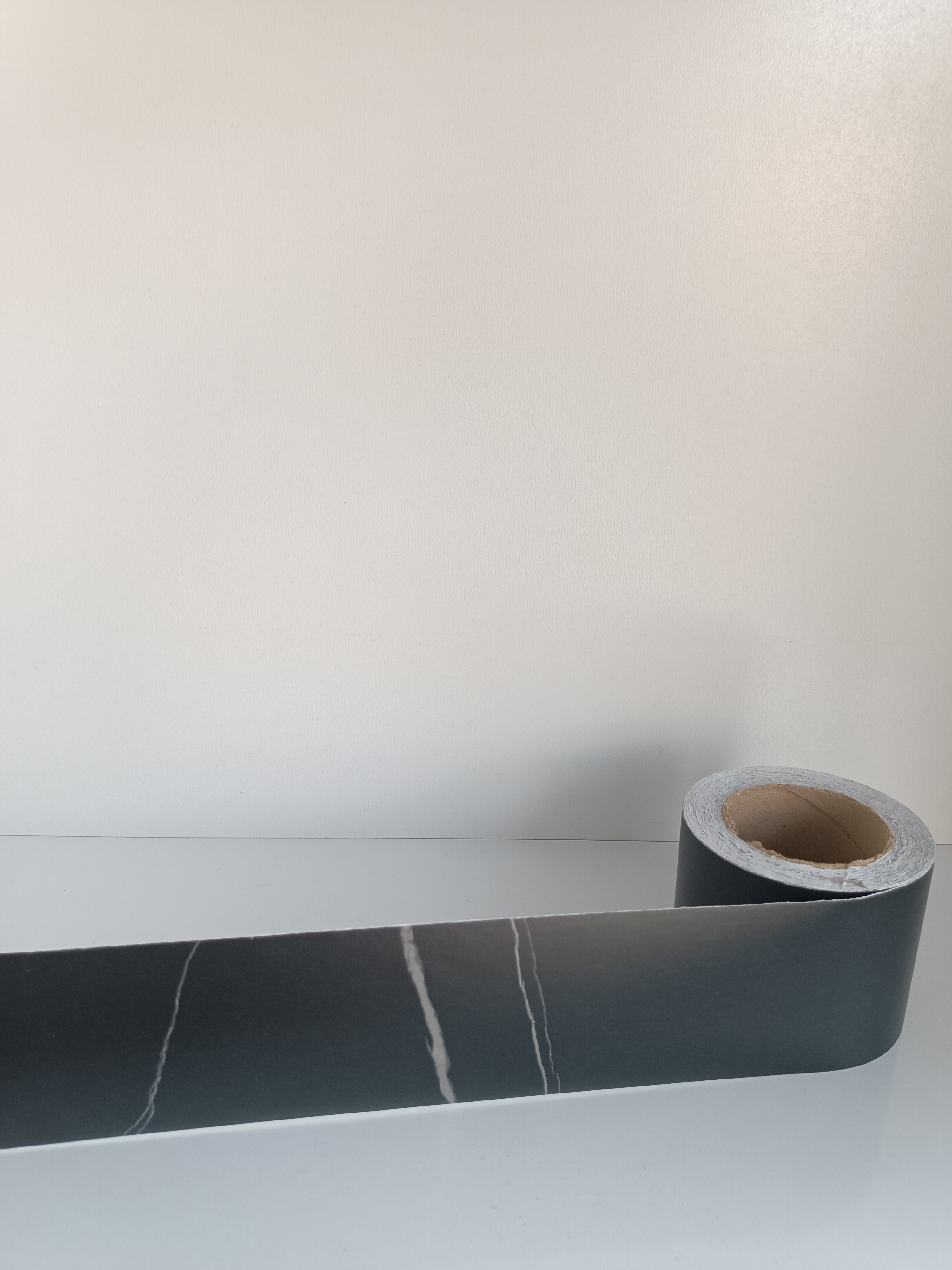 برچسب قرنیز طرح سنگ ذغالی رگه دار 10 سانت کد 8150