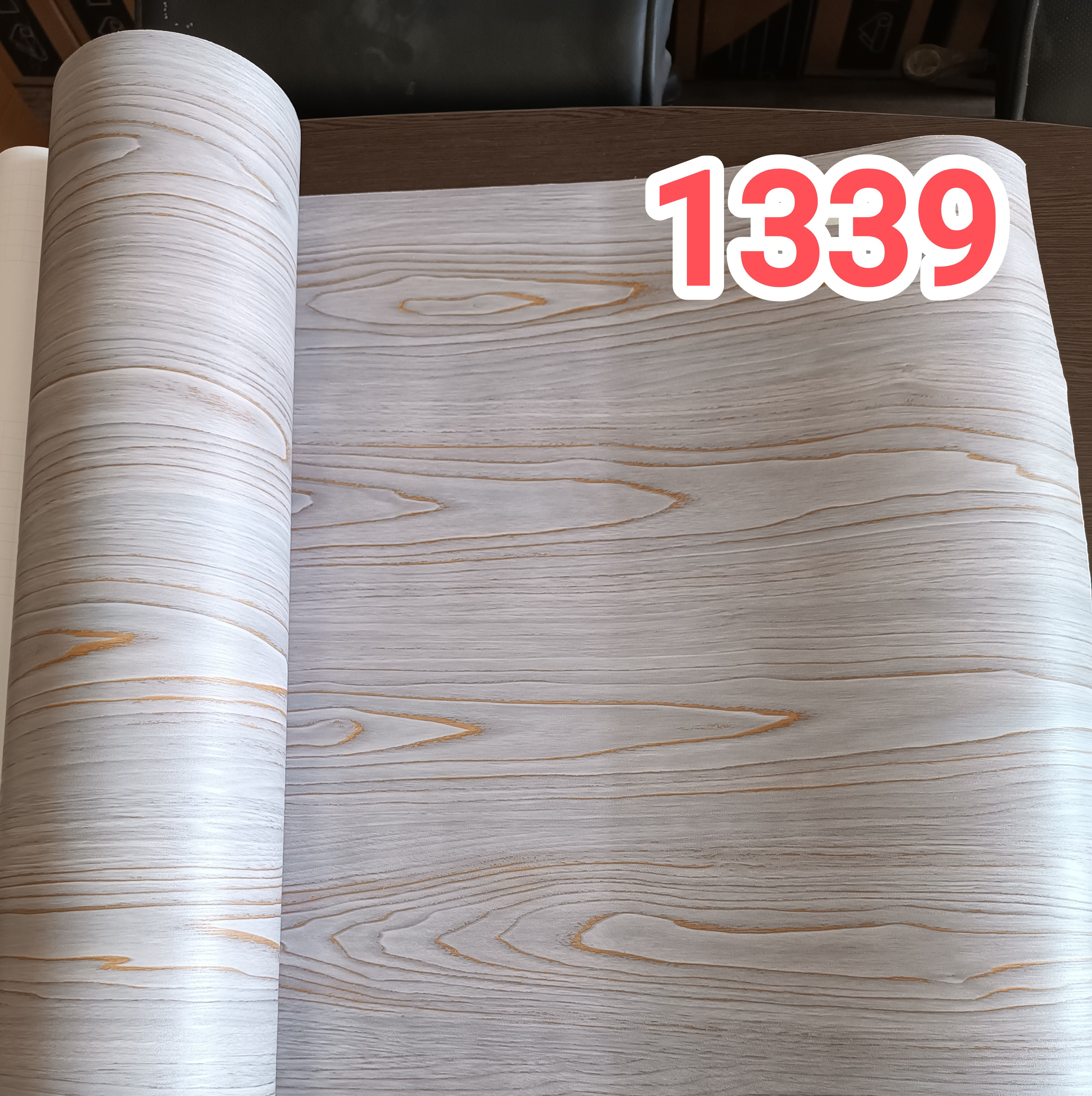 برچسب کابینت طرح چوب برجسته طوسی و بنفش بافت درشت ضخیم کد 1339