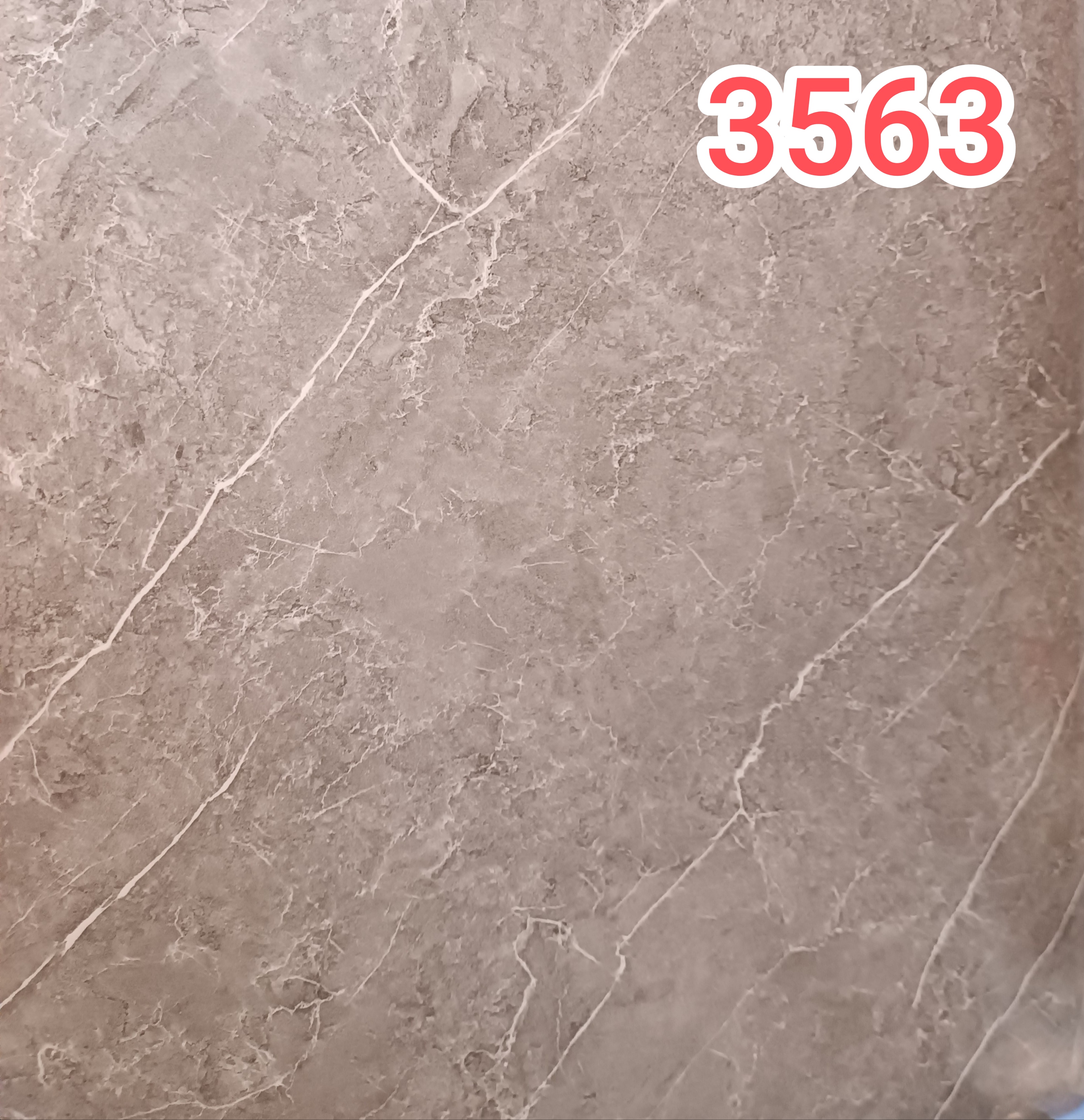 برچسب کابینت طرح سنگ نیمه براق کد 3563 طوسی رگه سفید عرض 90 سانت