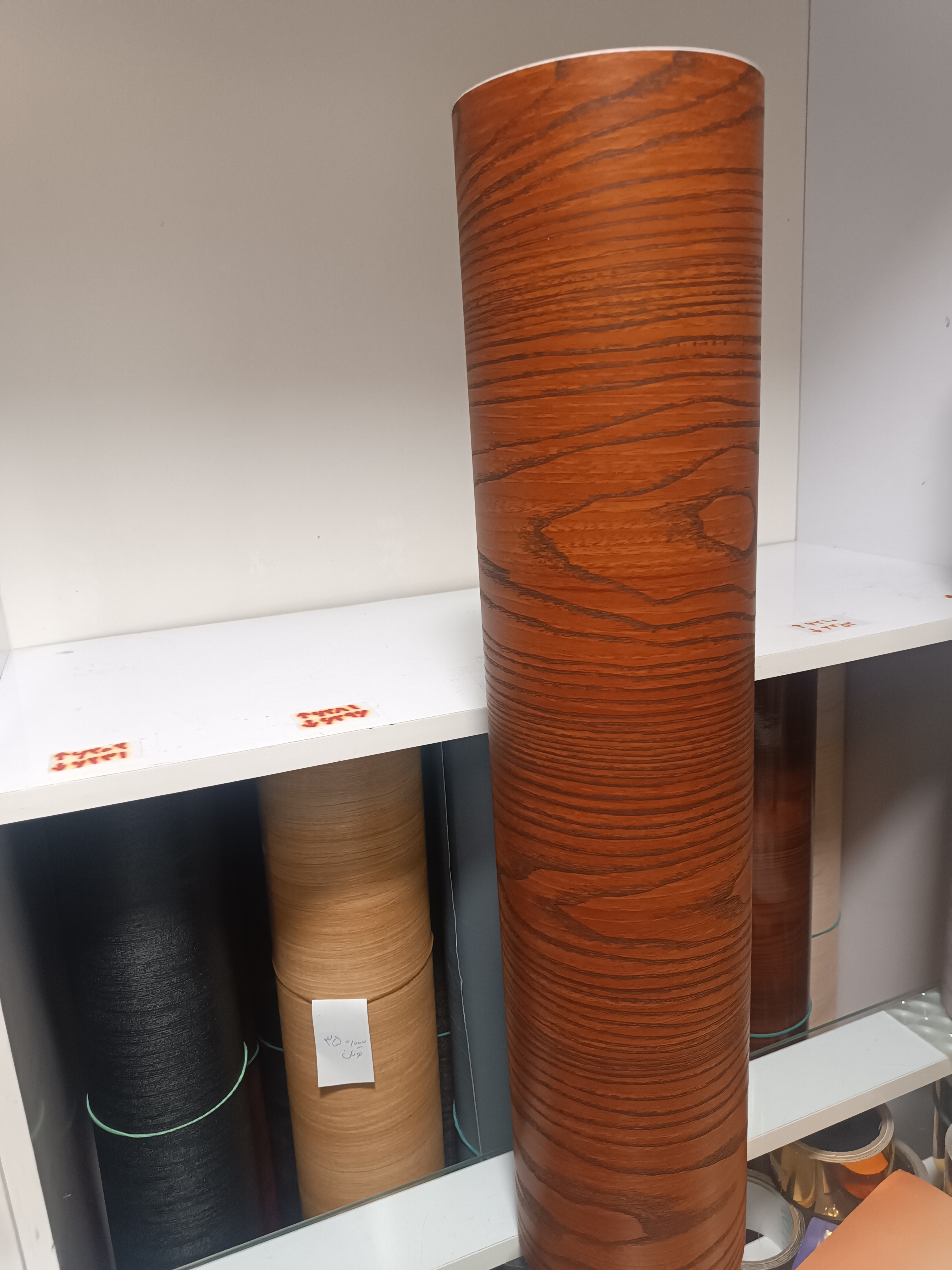 برچسب کابینت کد ۲۶۲۵ طرح چوب طبیعی هوه‌ای عسلی تیره با بافت درشت عرض ۶۰ سانت