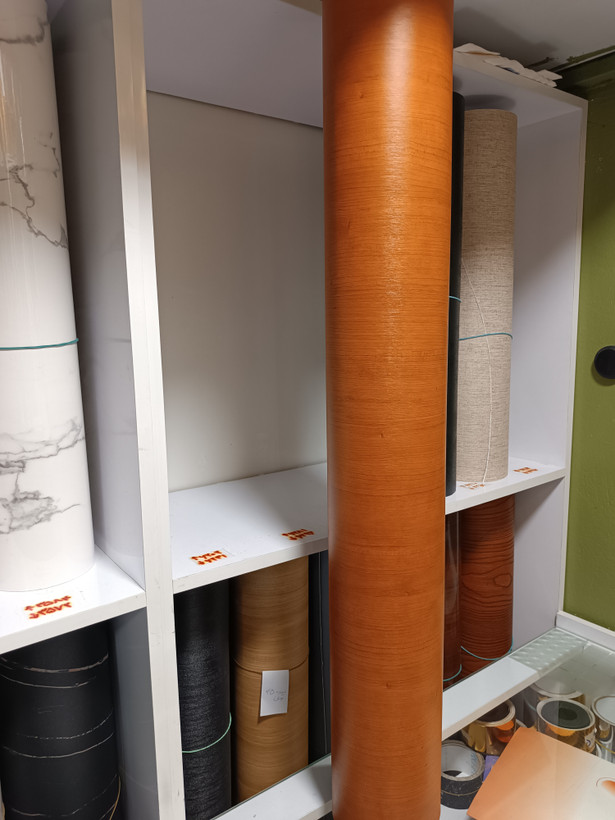 برچسب کابینت کد ۲۹۰۹ طرح چوب قهوهای نارنجی عرض ۹۰ سانت