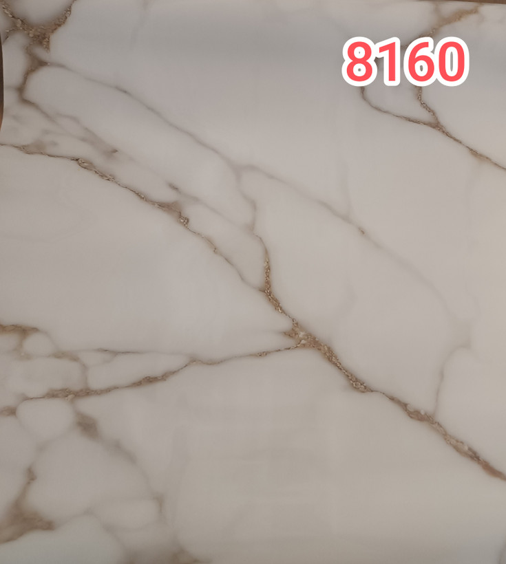 برچسب کاشی و سرامیک اقتصادی کد 8160 طرح سنگ های گلاس سفید با رگه های طلایی